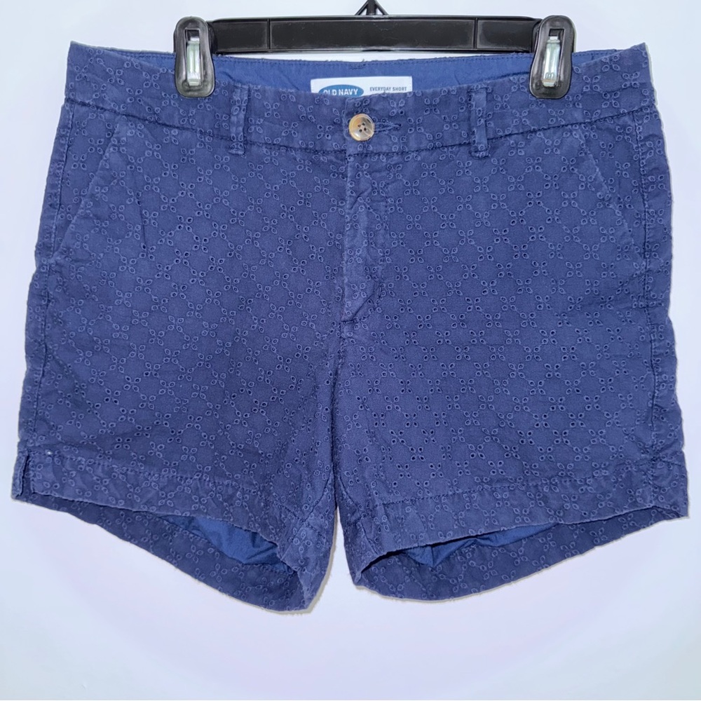 Old Navy Everyday‎ Short Size 8 Navy Blue Eyelet Embroidered Mid Rise Shorts